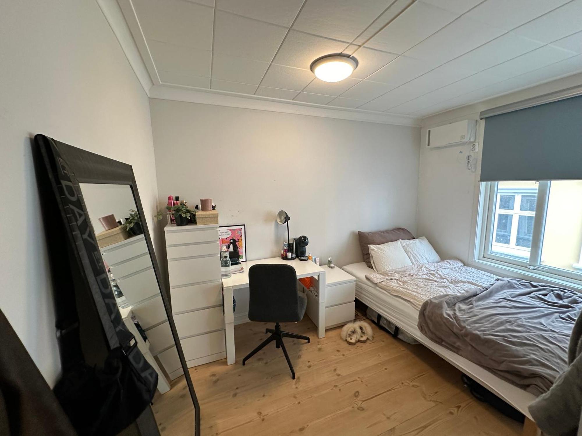 Sjarmerende Bolig Like Ved Togstasjonen Apartment Bergen Bagian luar foto