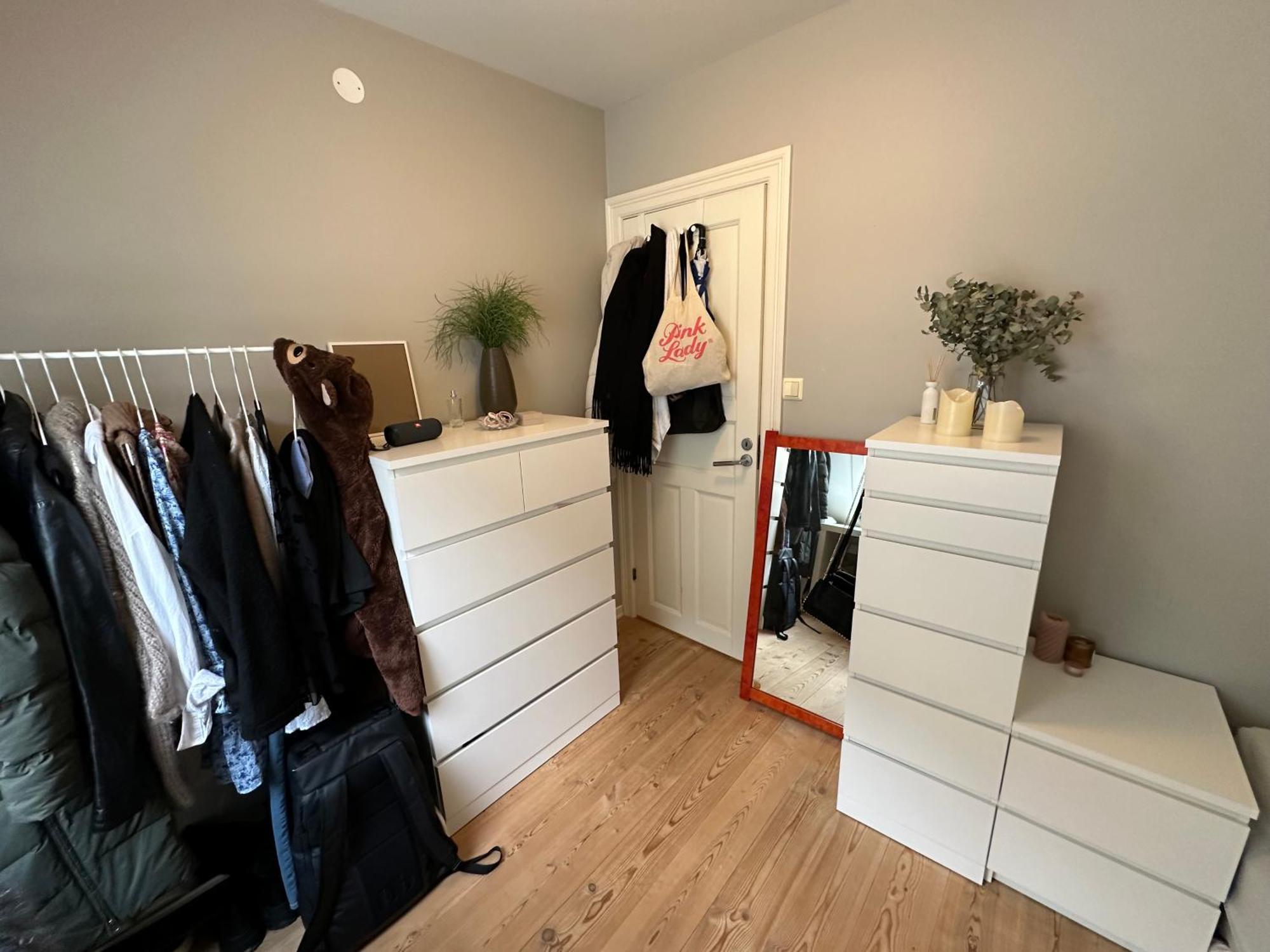 Sjarmerende Bolig Like Ved Togstasjonen Apartment Bergen Bagian luar foto