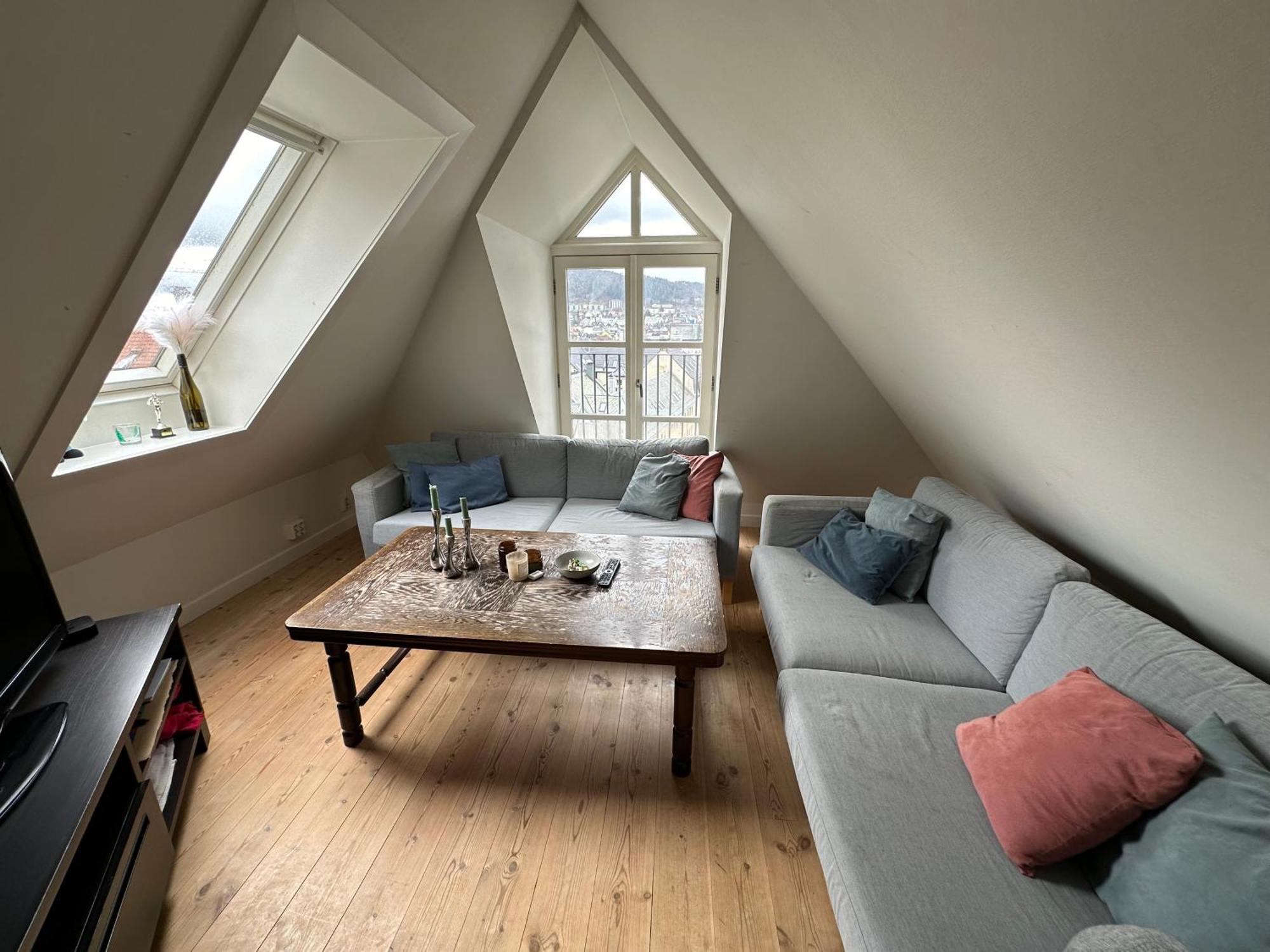 Sjarmerende Bolig Like Ved Togstasjonen Apartment Bergen Bagian luar foto