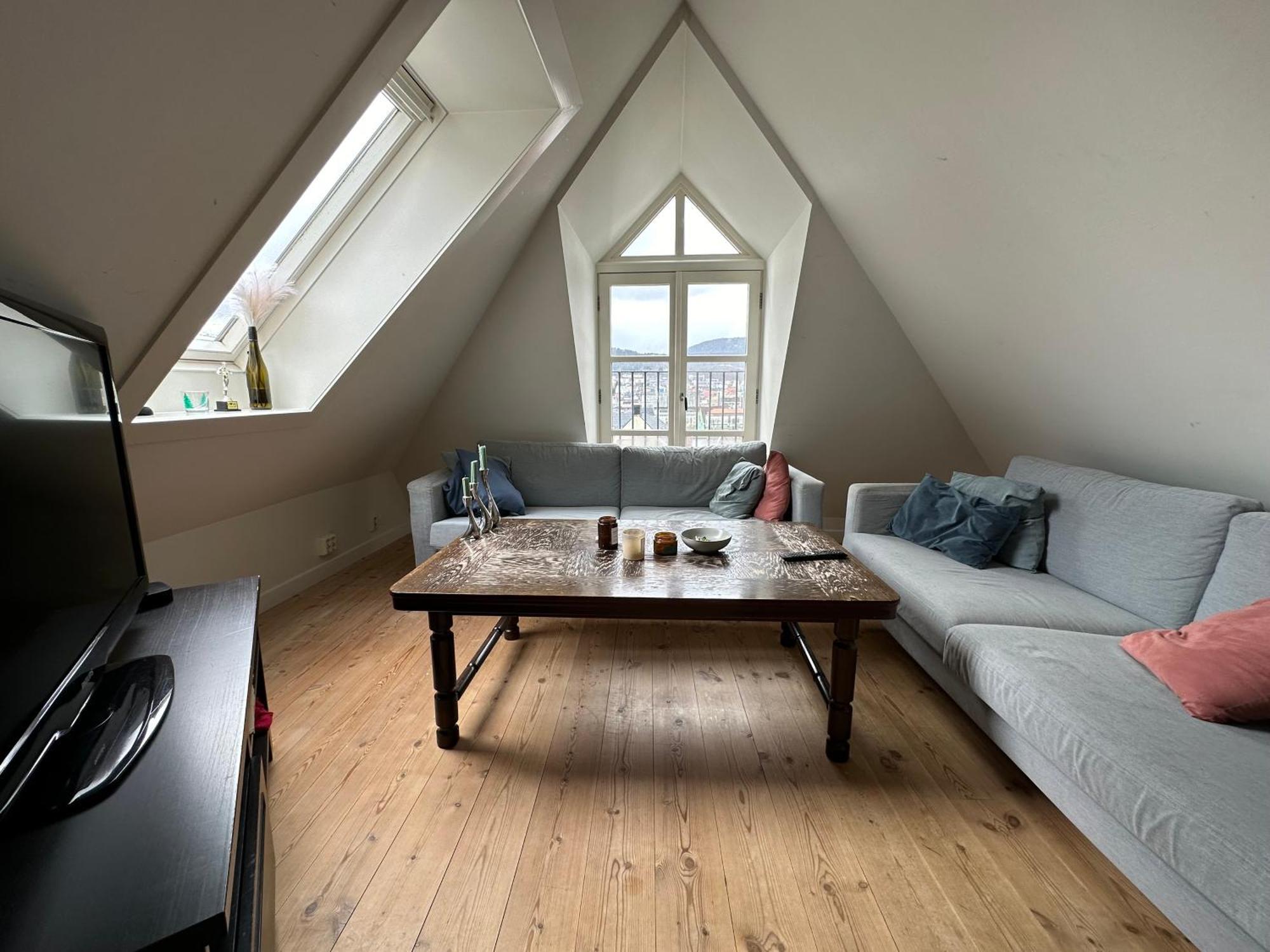 Sjarmerende Bolig Like Ved Togstasjonen Apartment Bergen Bagian luar foto
